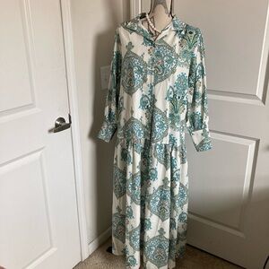 Women’s Green Cream Paisley Print Long Sleeve Cuffed Maxi Dress
